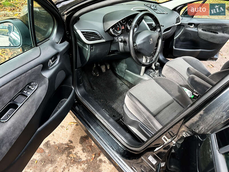 Хэтчбек Peugeot 207 2007 в Млинове фото 15 Хэтчбек Peugeot 207 2007 в Млинове