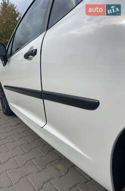 Хэтчбек Peugeot 207 2008 в 