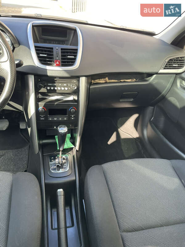 Универсал Peugeot 207 2008 в Львове