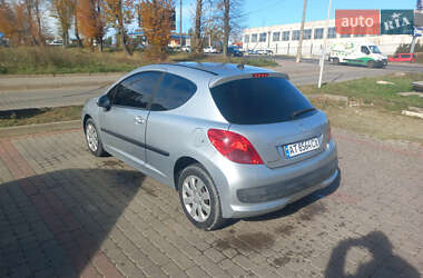 Хэтчбек Peugeot 207 2009 в 