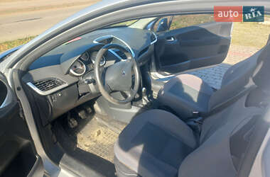 Хэтчбек Peugeot 207 2009 в 