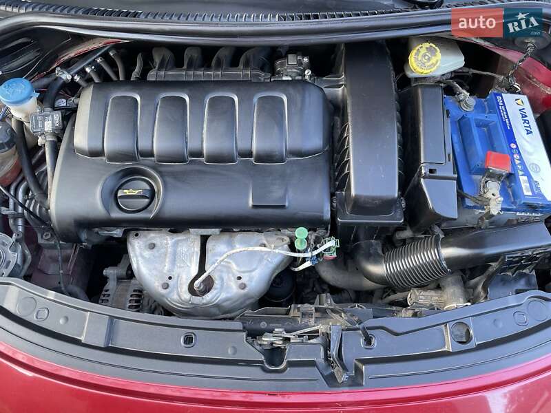 Хетчбек Peugeot 207 2010 в Миколаєві