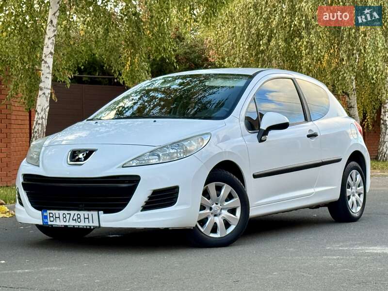Peugeot 207 2010 Peugeot 207 2010