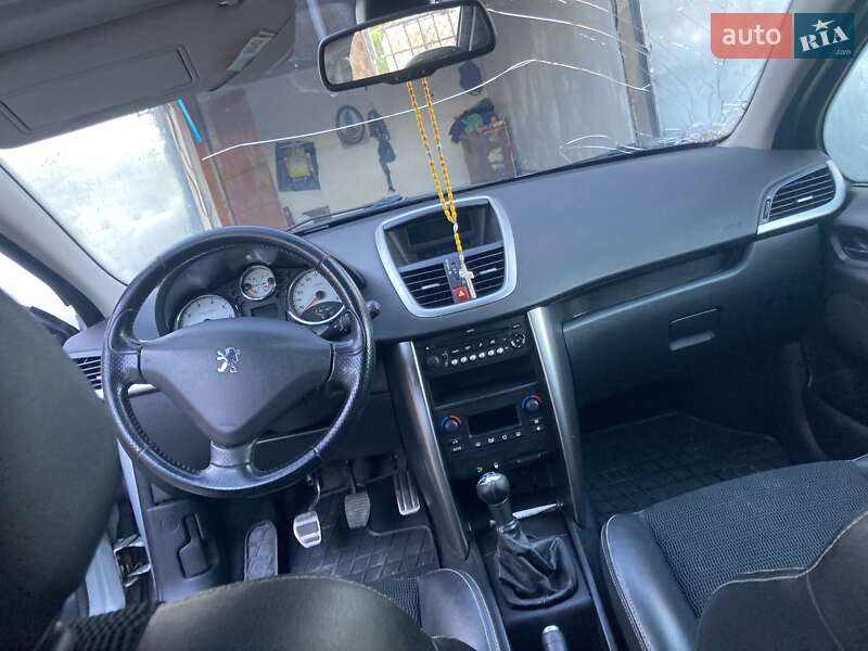 Универсал Peugeot 207 2008 в Львове