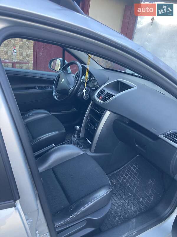 Универсал Peugeot 207 2008 в Львове