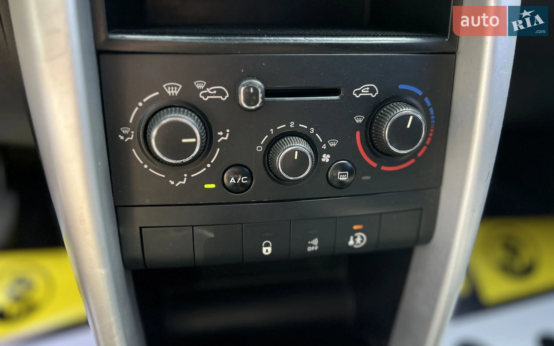 2010 Peugeot 207 - мініатюра 14