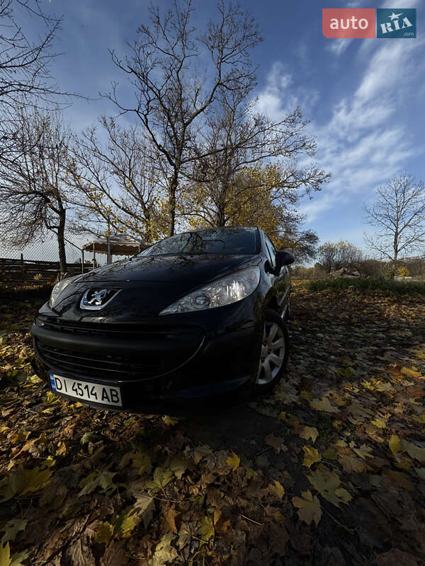 Хэтчбек Peugeot 207 2006 в Киеве фото 9 Хэтчбек Peugeot 207 2006 в Киеве