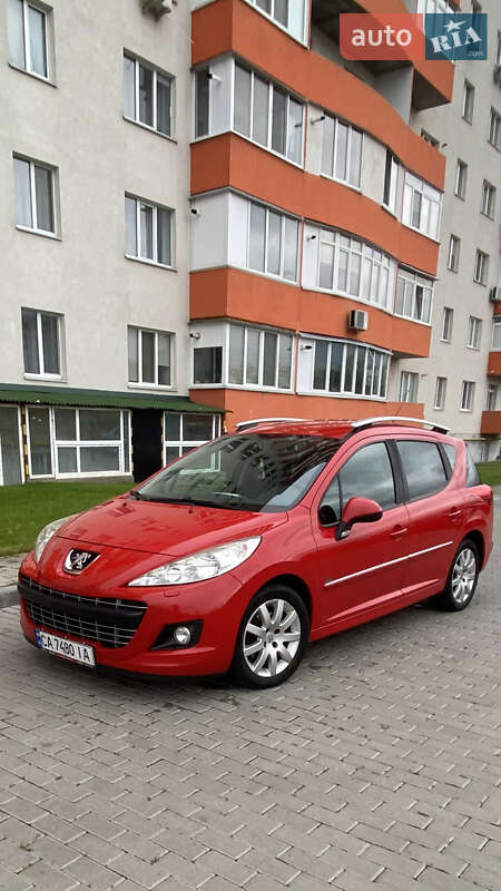 Универсал Peugeot 207 2013 в Умани фото 3 Универсал Peugeot 207 2013 в Умани