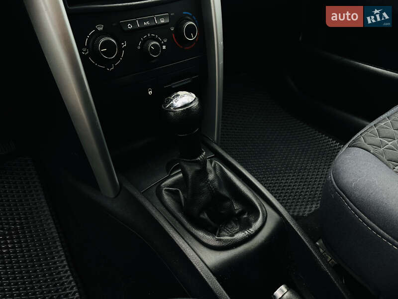 Хетчбек Peugeot 207 2012 в Харкові