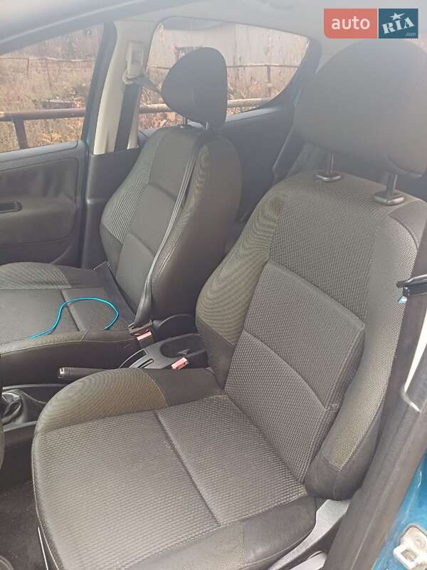 Хетчбек Peugeot 207 2011 в Києві