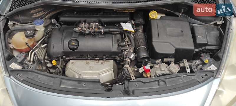 Універсал Peugeot 207 2010 в Тернополі