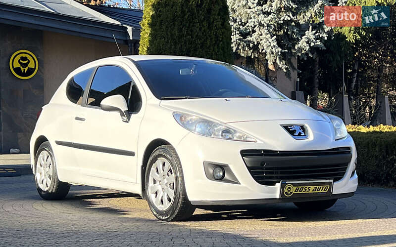 Peugeot 207 2010 Peugeot 207 2010
