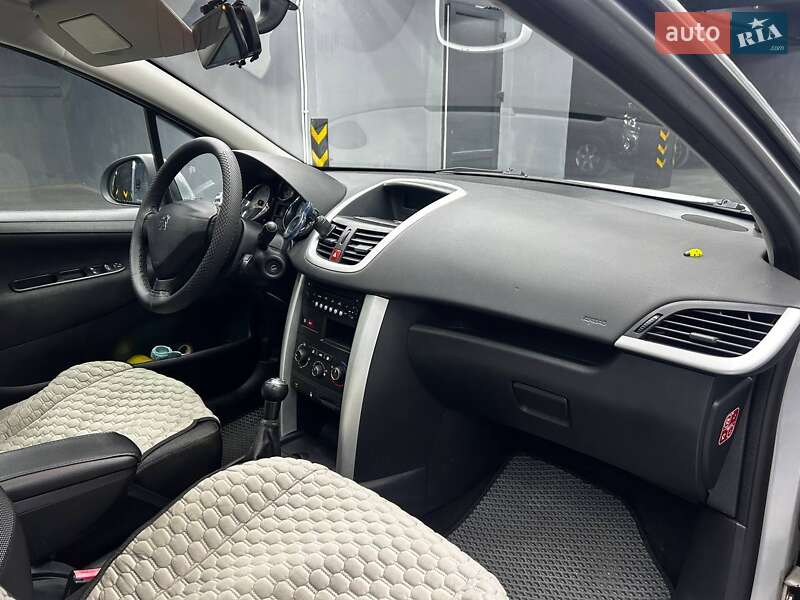 Універсал Peugeot 207 2012 в Чернівцях фото 23 Універсал Peugeot 207 2012 в Чернівцях