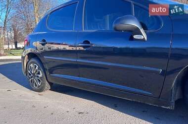 Хетчбек Peugeot 207 2009 в Волочиську