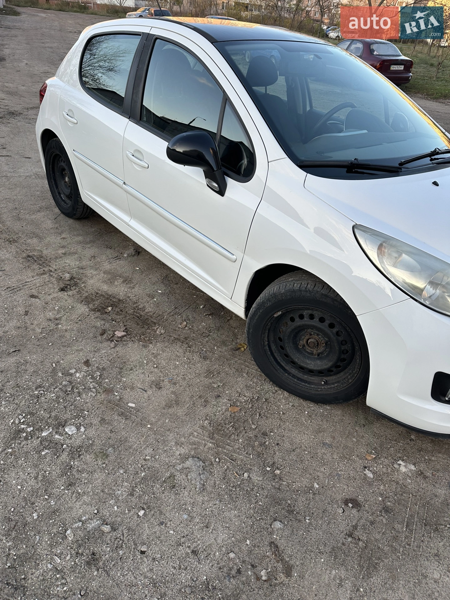 2011 Peugeot 207 - мініатюра 3