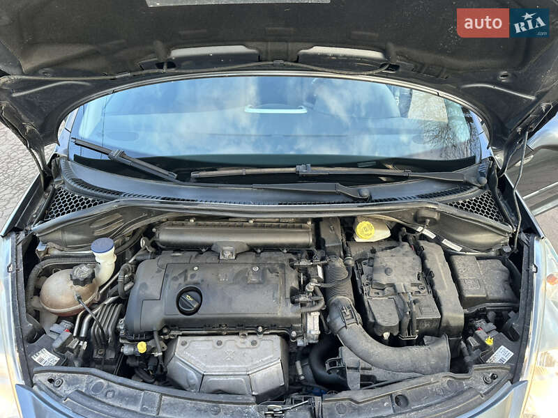 Універсал Peugeot 207 2011 в Житомирі