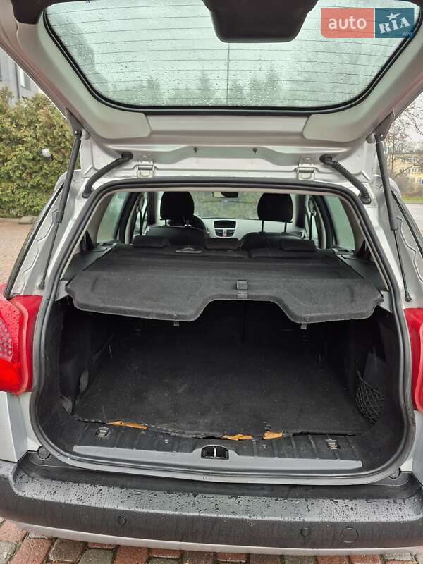 Універсал Peugeot 207 2011 в Львові