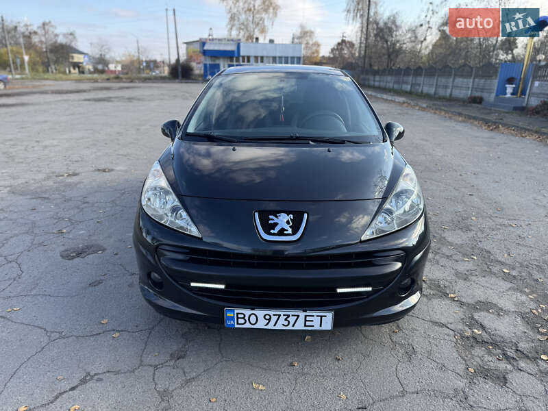 Peugeot 207 2008 Peugeot 207 2008