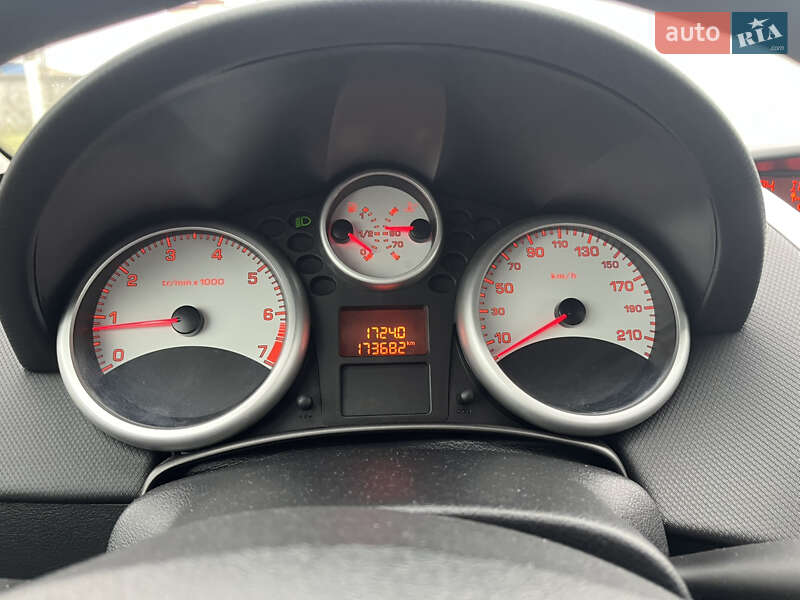 Хэтчбек Peugeot 207 2010 в Львове фото 2 Хэтчбек Peugeot 207 2010 в Львове