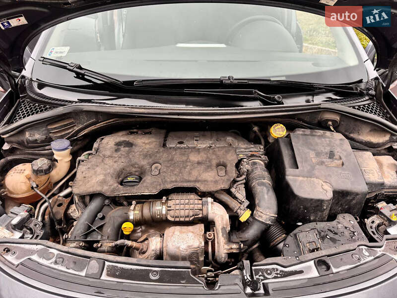 Универсал Peugeot 207 2010 в Калуше фото 12 Универсал Peugeot 207 2010 в Калуше