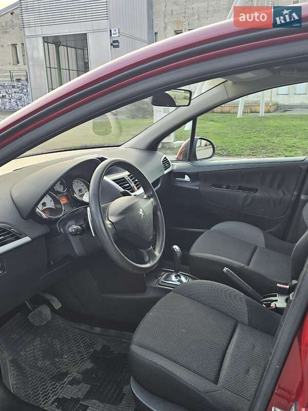 Хэтчбек Peugeot 207 2010 в Киеве фото 12 Хэтчбек Peugeot 207 2010 в Киеве