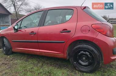 Хэтчбек Peugeot 207 2007 в Умани