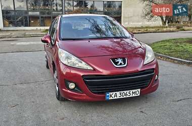 Хэтчбек Peugeot 207 2010 в Киеве
