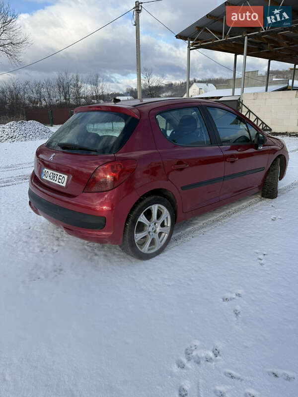 Хэтчбек Peugeot 207 2008 в Белках