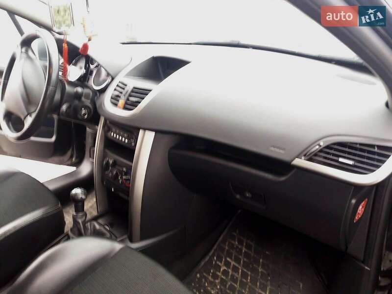 Універсал Peugeot 207 2007 в Тернополі