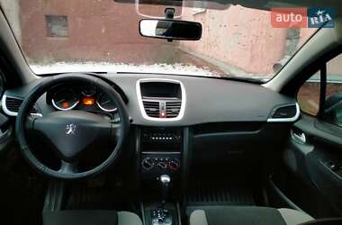 Хетчбек Peugeot 207 2008 в Житомирі