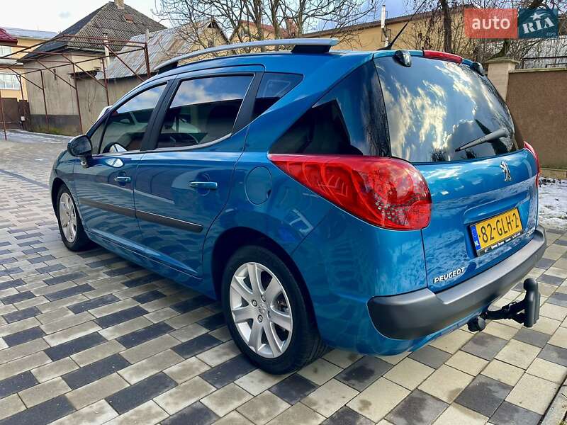 Универсал Peugeot 207 2009 в Мукачево