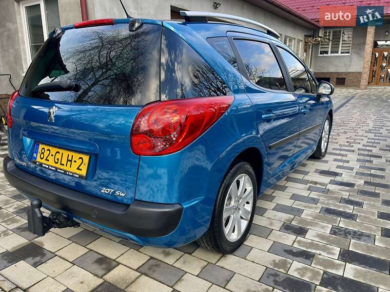 Универсал Peugeot 207 2009 в Мукачево