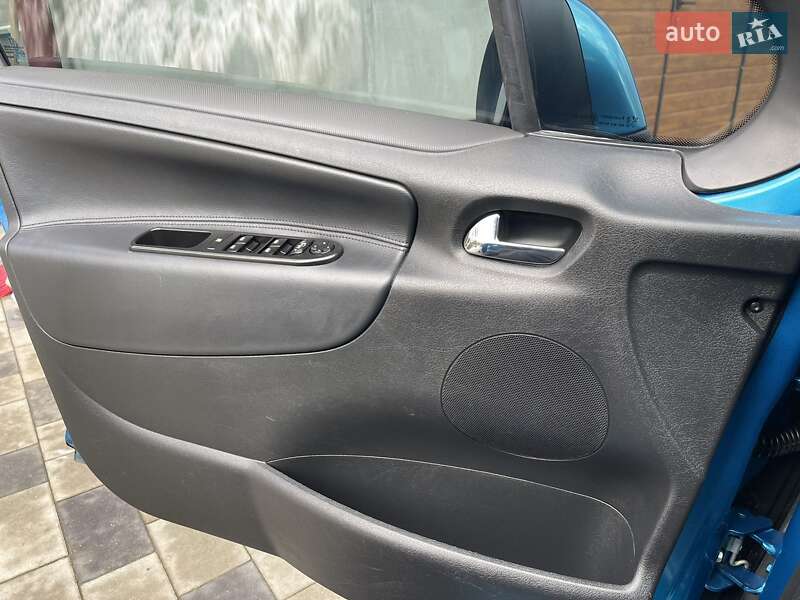 Универсал Peugeot 207 2009 в Мукачево