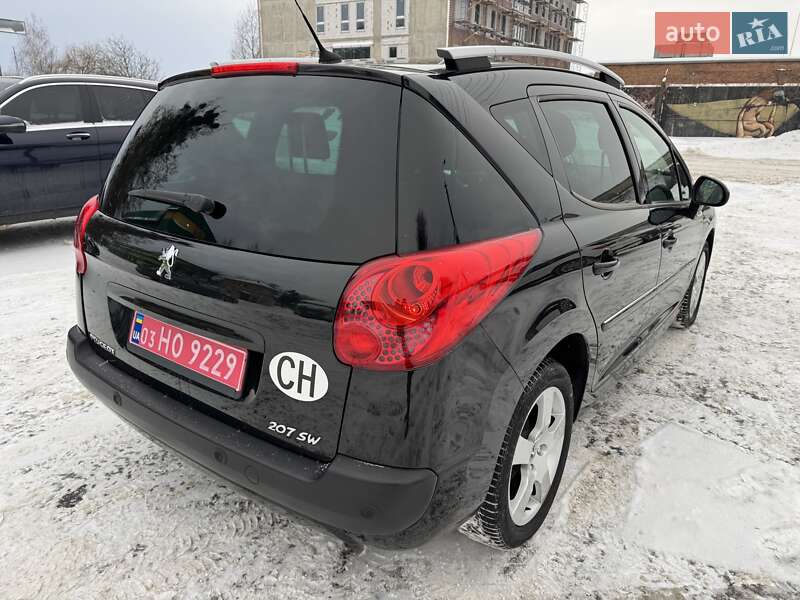 Универсал Peugeot 207 2011 в Луцке