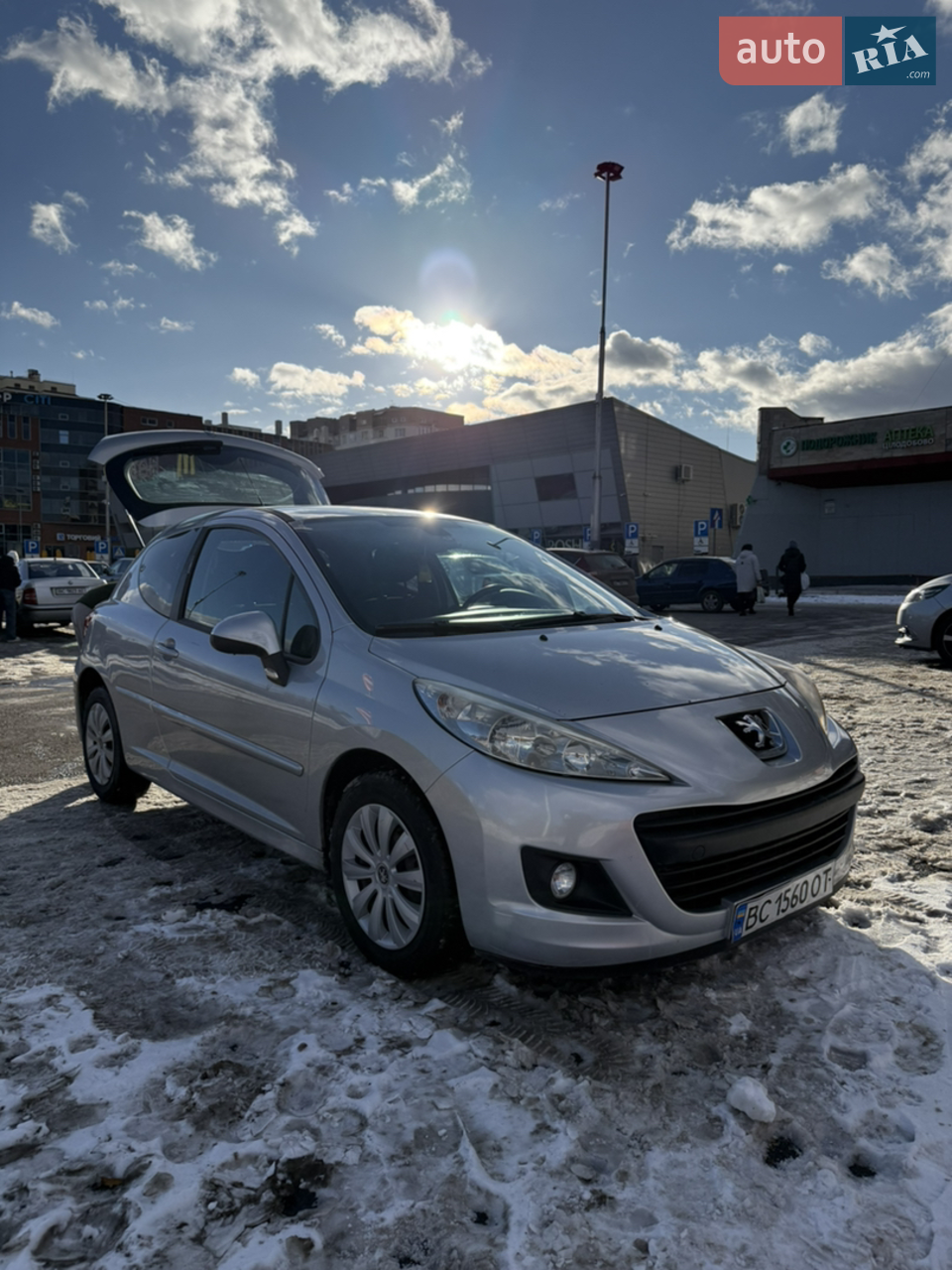 2010 Peugeot 207 - мініатюра 13
