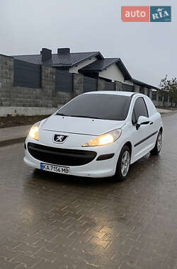 Хетчбек Peugeot 207 2008 в Рівному