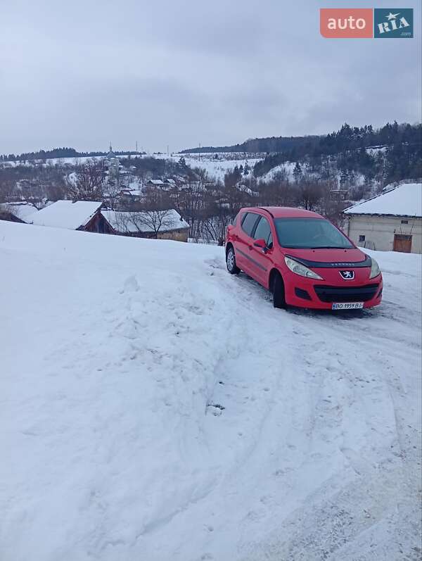 Универсал Peugeot 207 2010 в Теребовле