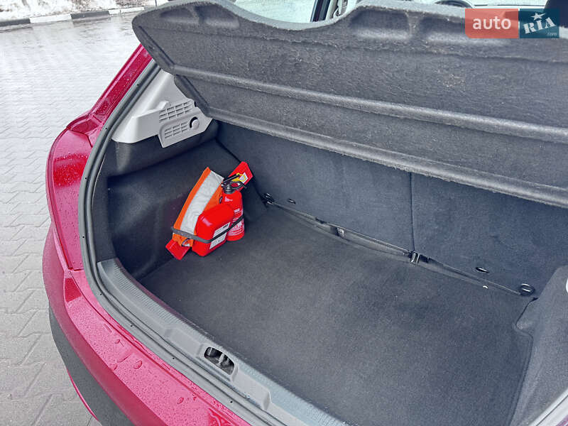 Хэтчбек Peugeot 207 2006 в Хмельницком фото 12 Хэтчбек Peugeot 207 2006 в Хмельницком