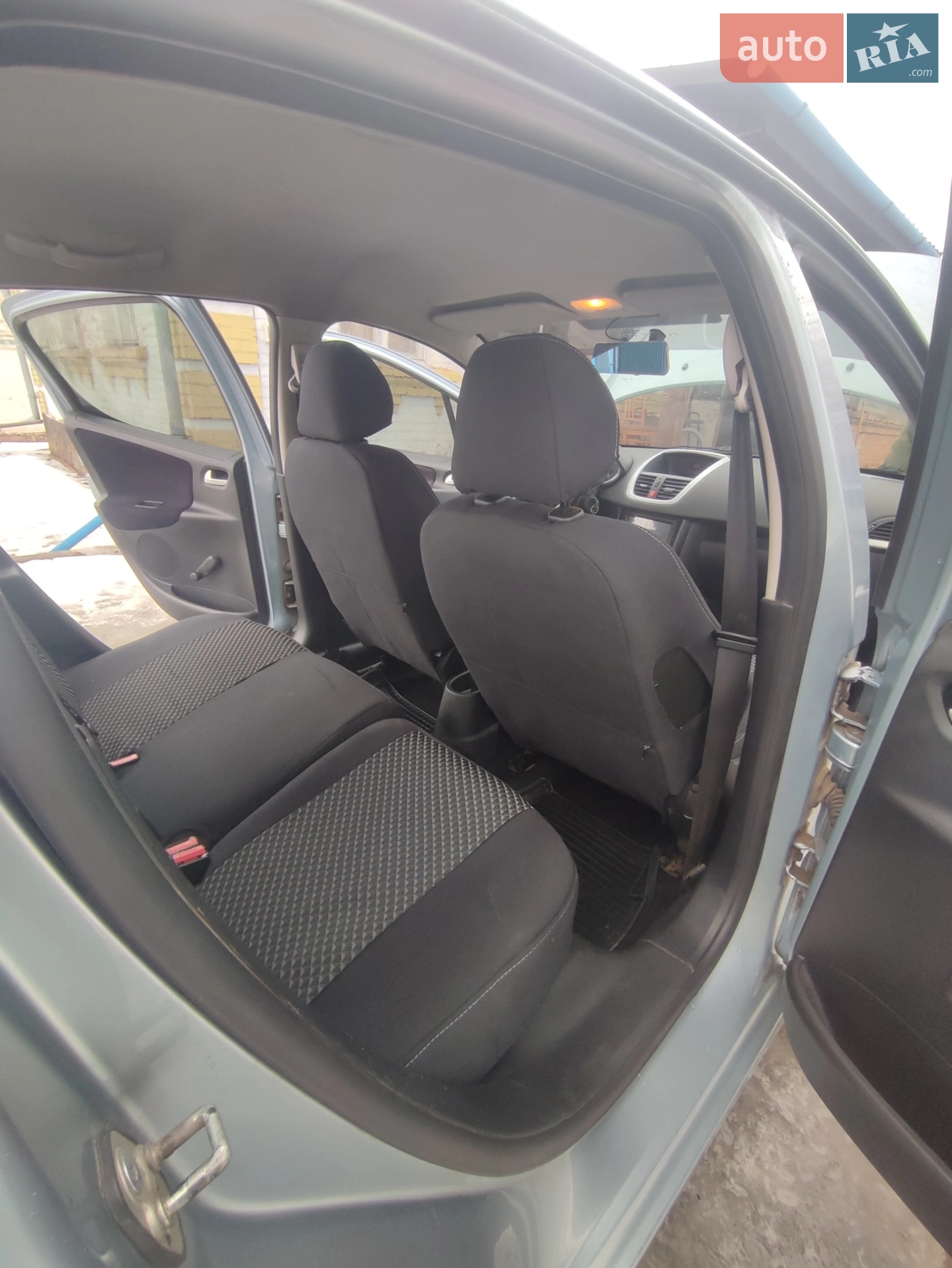 2010 Peugeot 207 - мініатюра 10