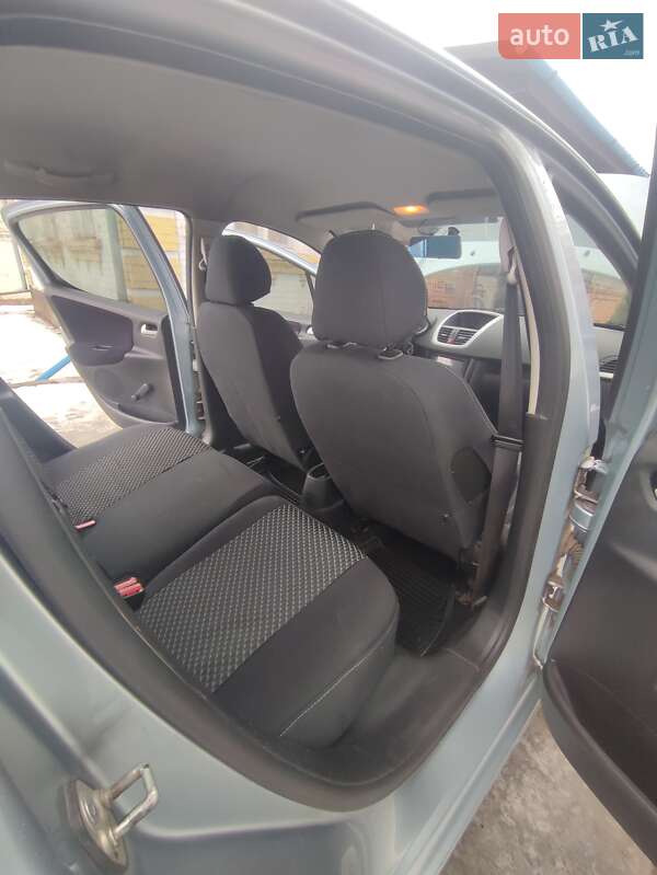 Хэтчбек Peugeot 207 2010 в Белой Церкви фото 10 Хэтчбек Peugeot 207 2010 в Белой Церкви