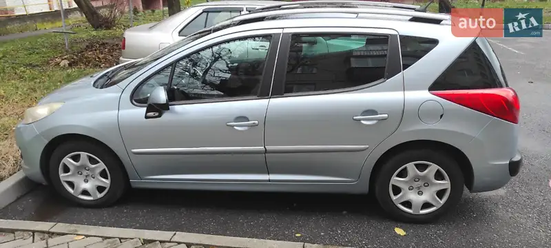 Peugeot 207