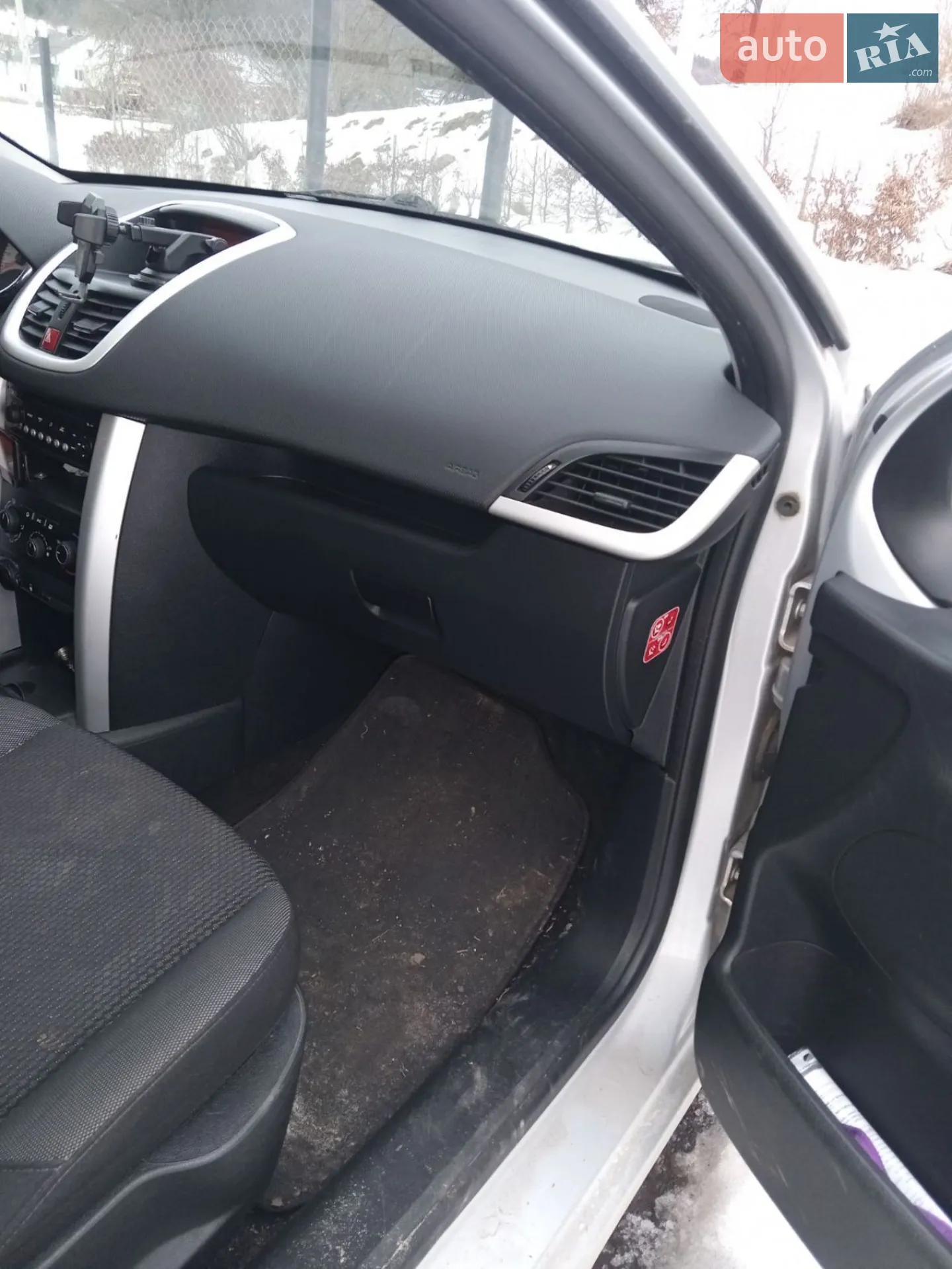 2011 Peugeot 207 - мініатюра 11