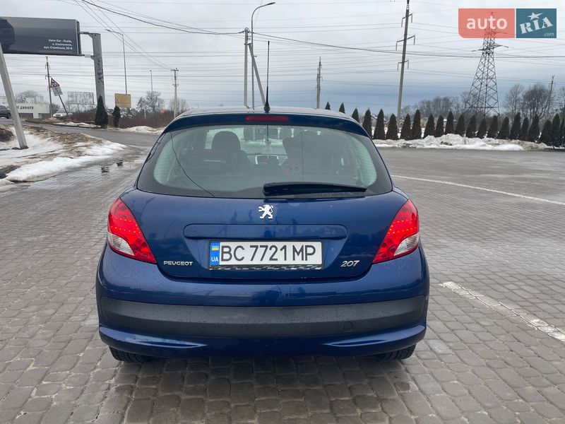 Хэтчбек Peugeot 207 2010 в Львове