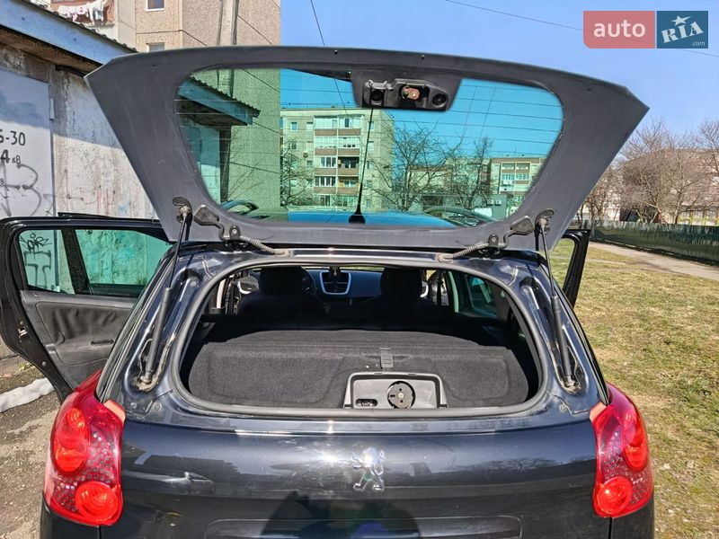 Универсал Peugeot 207 2009 в Стрые