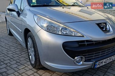 Хетчбек Peugeot 207 2008 в Хмільнику
