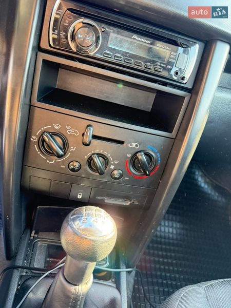 Хэтчбек Peugeot 207 2007 в Львове