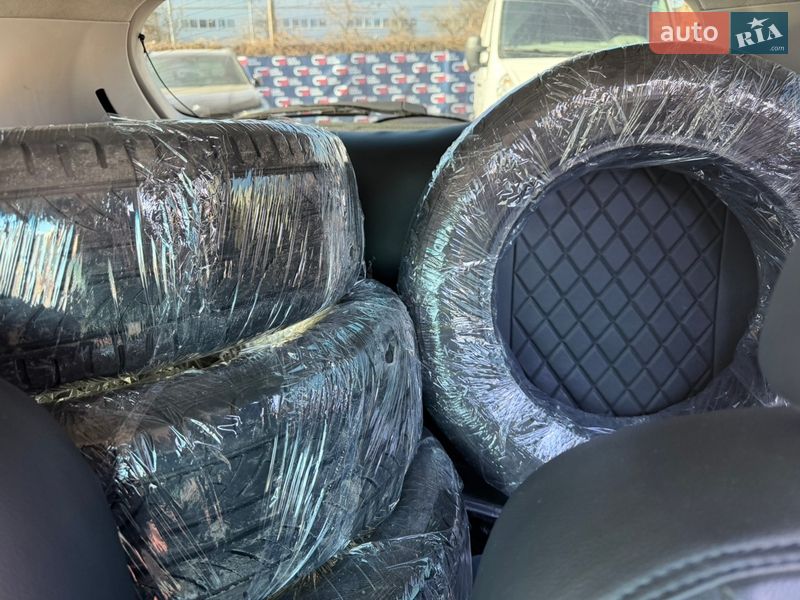 Хэтчбек Peugeot 207 2010 в Киеве