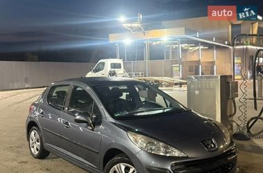 Хэтчбек Peugeot 207 2008 в Ужгороде