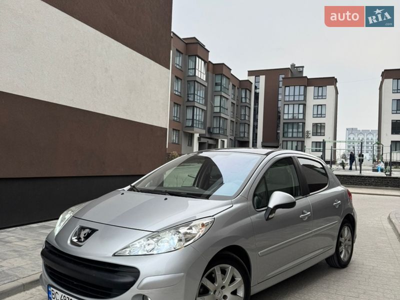 Хэтчбек Peugeot 207 2007 в Львове
