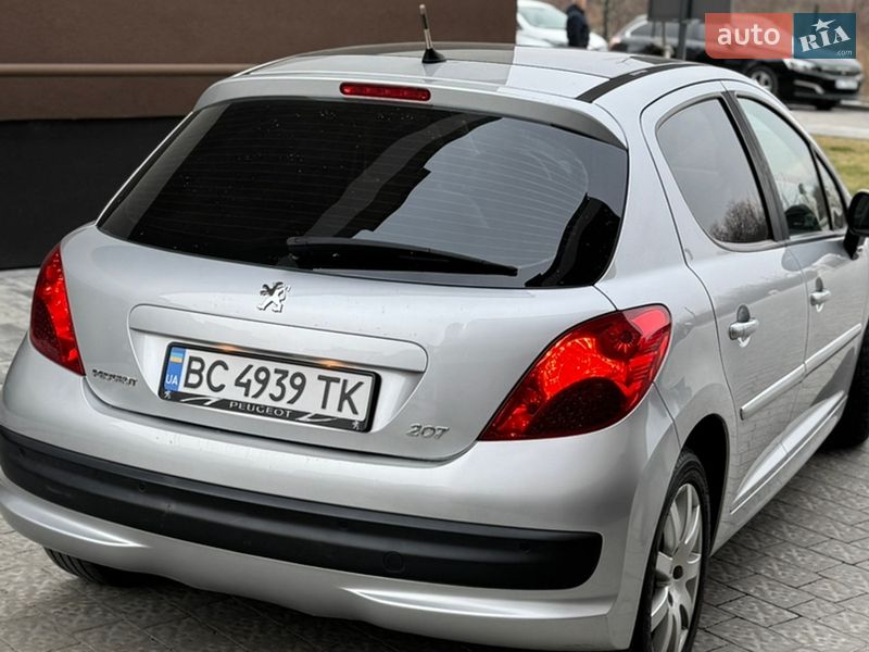 Хэтчбек Peugeot 207 2007 в Львове